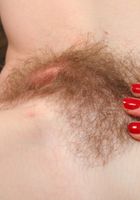 Hairy Russian Alice spreads her bush, Alice (ali098) ATK Archives: Alice (Hairy Russian Alice spreads her bush)
