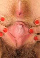 Hairy Iris spreads her hole wide, Iris (iri038) ATK Archives: Iris (Hairy Iris spreads her hole wide)
