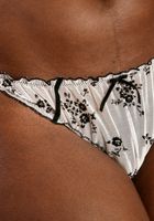 Ebony Jazmine takes off her panties, Jazmine (jaz012) ATK Exotics: Jazmine (Ebony Jazmine takes off her panties)