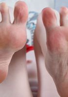 Krystal Orchid spreads her pussy and toes, Krystal Orchid (kry020) ATK Galleria: Krystal Orchid (Krystal Orchid spreads her pussy and toes)