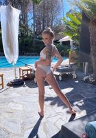 Paris White Vacation Slut, Paris White (par028) ATK Petites: Paris White (Paris White Vacation Slut)