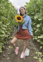 Sia Wood Farm Date BTS, Sia Wood (sia004) ATK Petites: Sia Wood (Sia Wood Farm Date BTS)